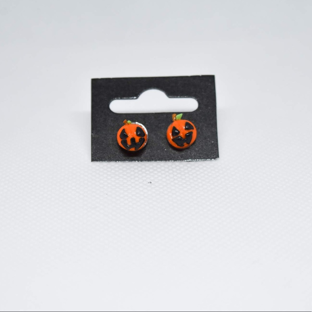 🎃Handmade Halloween Pumpkin Earrings🎃 - Picture 3 of 6